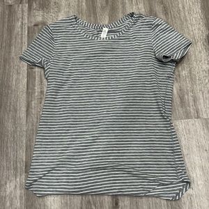 Gently Used Womens Lululemon Stripped Grey Shirt Size 2